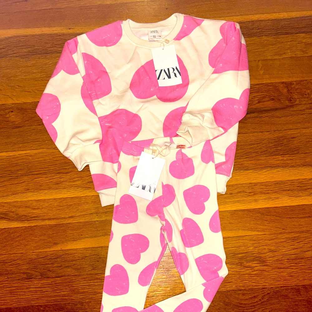 Heart Sweatsuit 💕